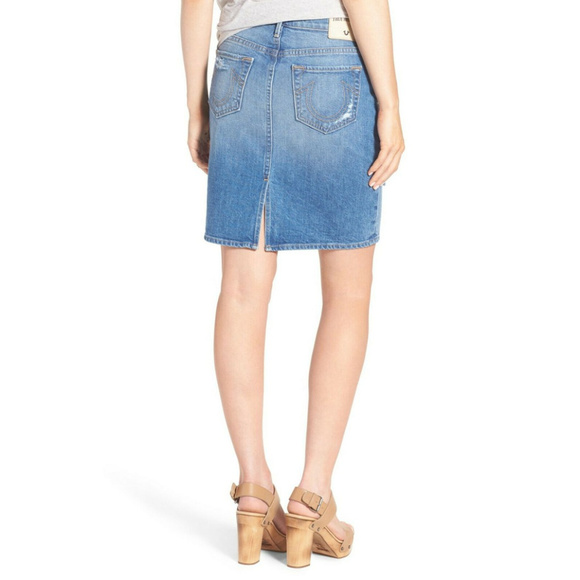 True Religion Women's Button Pencil Distressed Destroyed Denim Jean Skirt w/ Rip - Picture 3 of 4